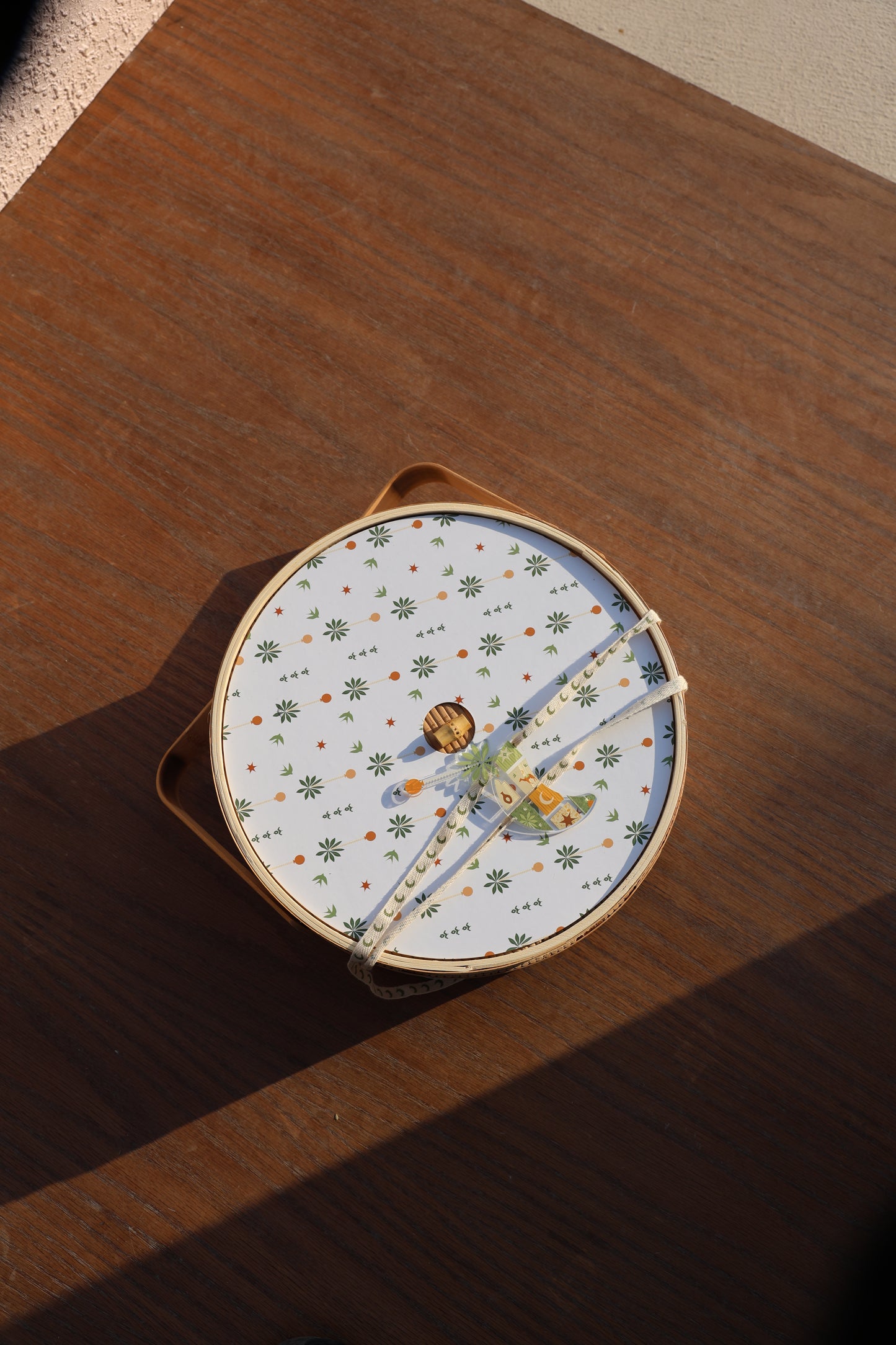 custome Arabic coffee cup basket