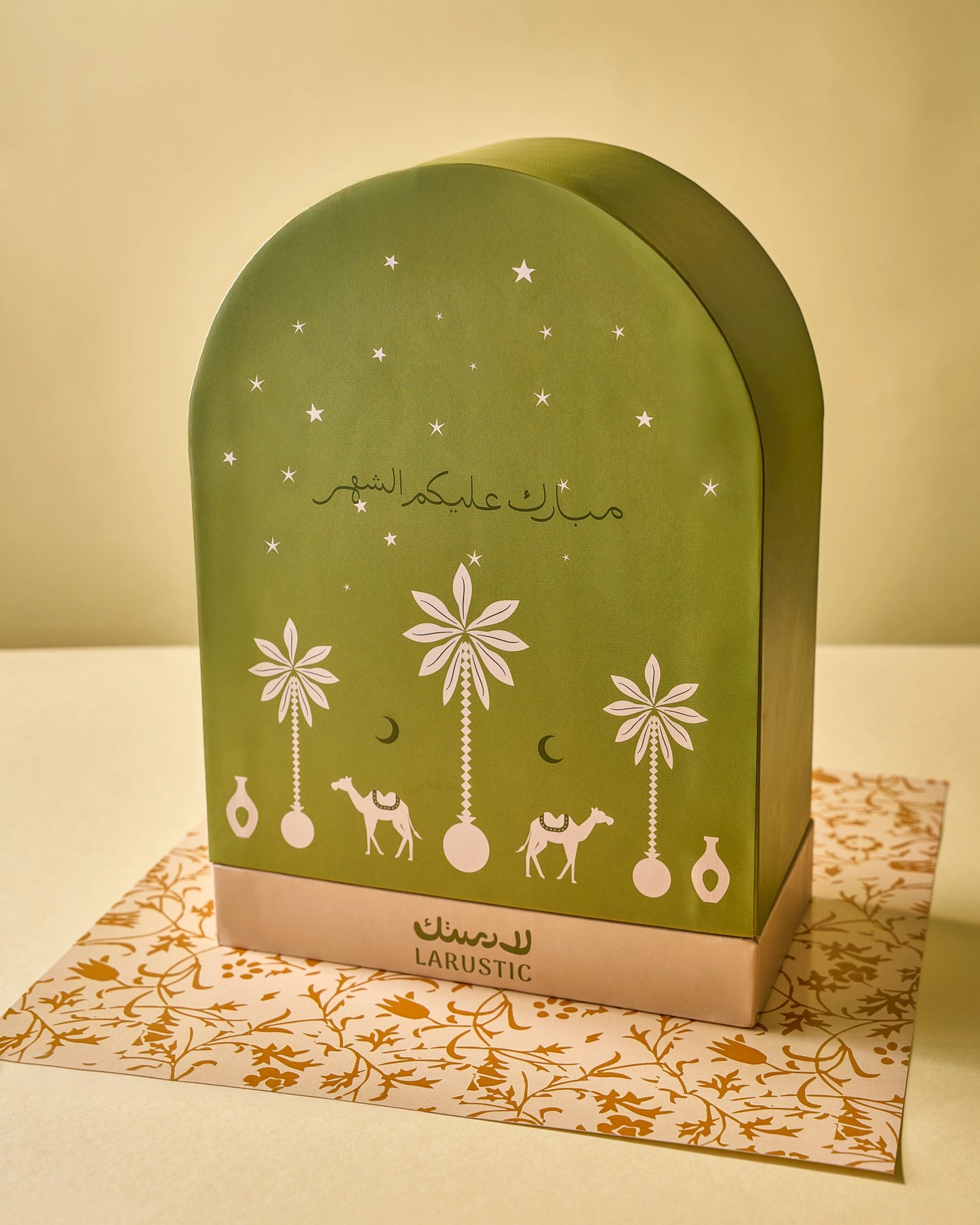 Ramadan large oud candle